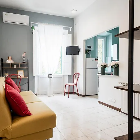 Family House * Pisa